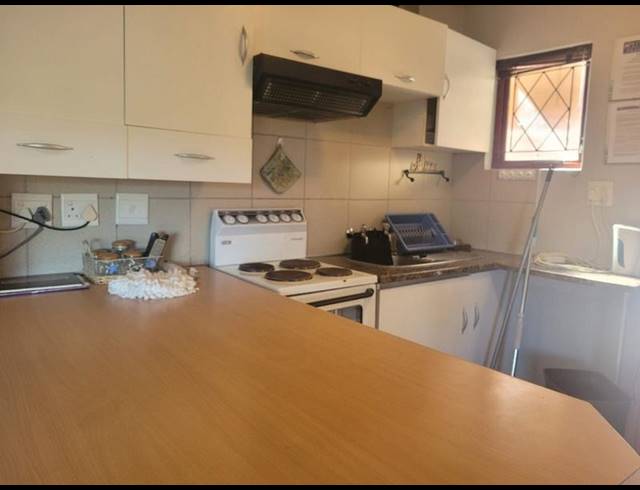 1 BEDROOM APARTMENT FOR SALE IN UVONGO BEACH